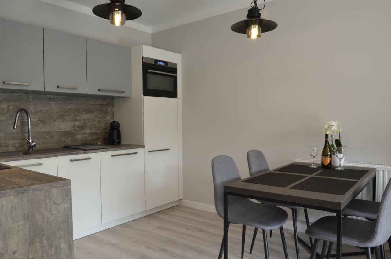 "10" Slonce Woda Las - Apartament No10 Garaz W Cenie Cedzyna エクステリア 写真